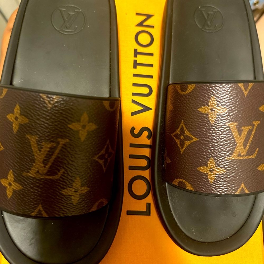 Louis Vuitton Slides